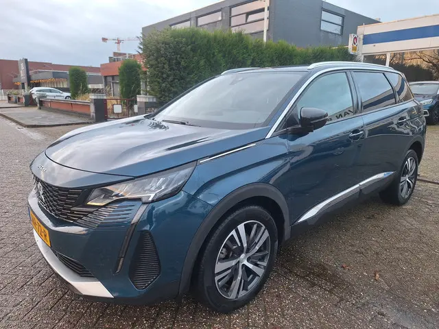 Peugeot 5008 1.2 PureTech Allure Pack 2023 Benzine 3