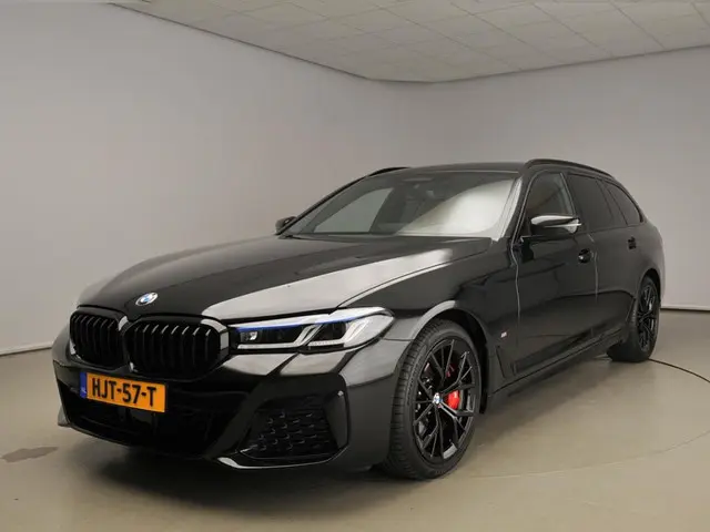 BMW 5 Serie Touring 540i xDrive 2023 Benzine 45