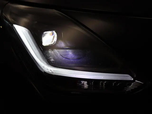 Suzuki Swift 1.2 Style Smart Hybrid 2025 Benzine 16