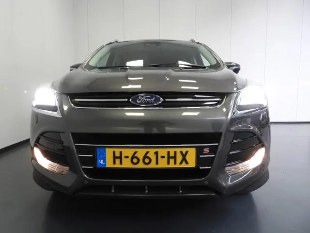 Ford Kuga 1.5 EcoBoost ST-Line Styling Pack 2015 Benzine 43