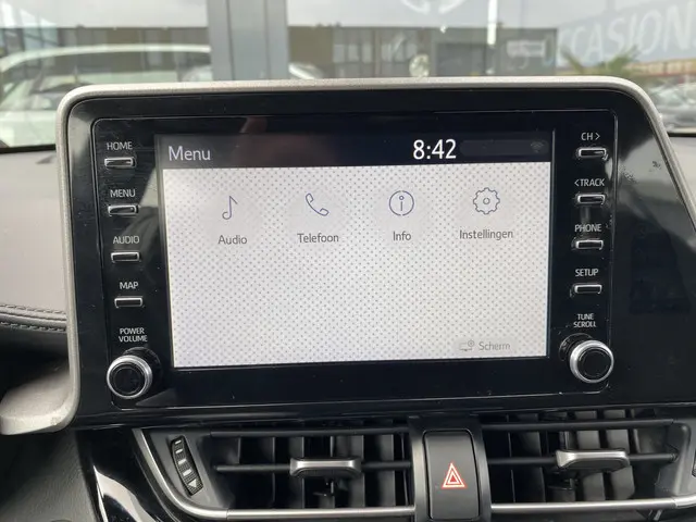 Toyota C-HR 1.8 Hybrid Active 2022 Hybride Benzine 19