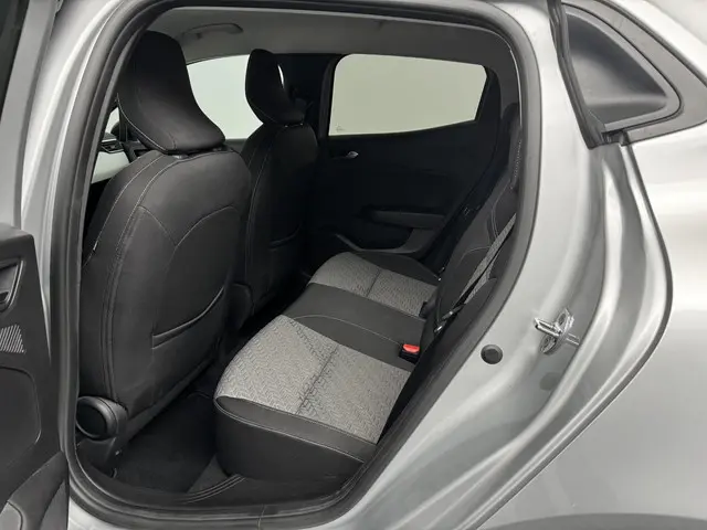 Renault Clio 1.0 TCe 90 Evolution 2023 Benzine 13