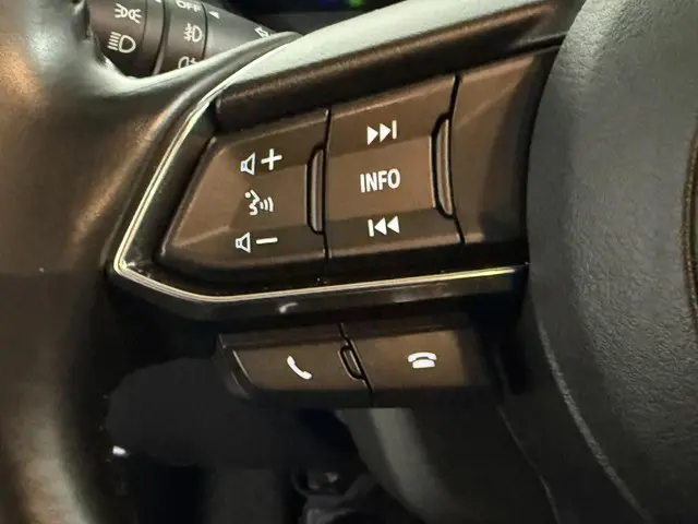 Mazda 3 2.0 SkyActiv-G 165pk SPORTSLINE 2018 Benzine 37