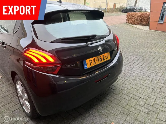 Peugeot 208 1.2 PureTech Active defect 2017 Benzine 3