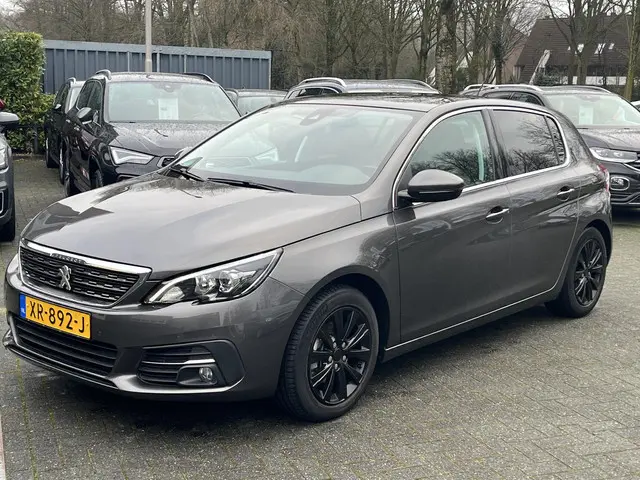 Peugeot 308 1.2 PureTech Allure 2019 Benzine 8