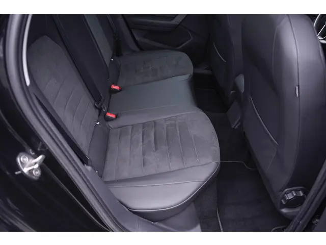 SEAT Arona 1.0 TSI Style Ambition 2021 Benzine 36