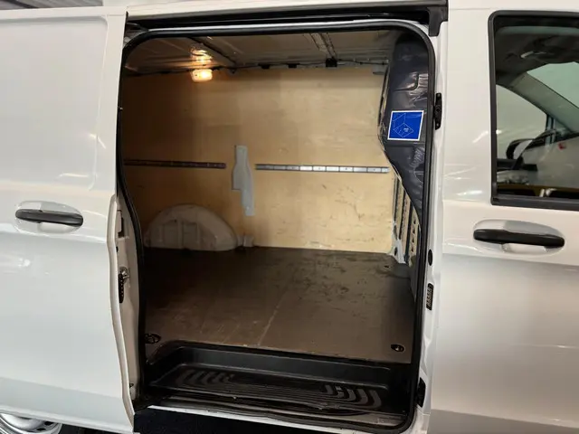 Mercedes-Benz Vito 110 CDI Lang / 3pers 2020 Diesel 14