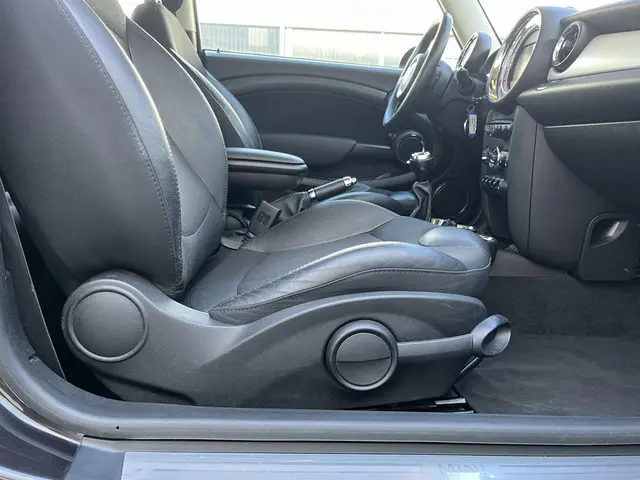 MINI One 1.6 Chili 2014 Benzine 23