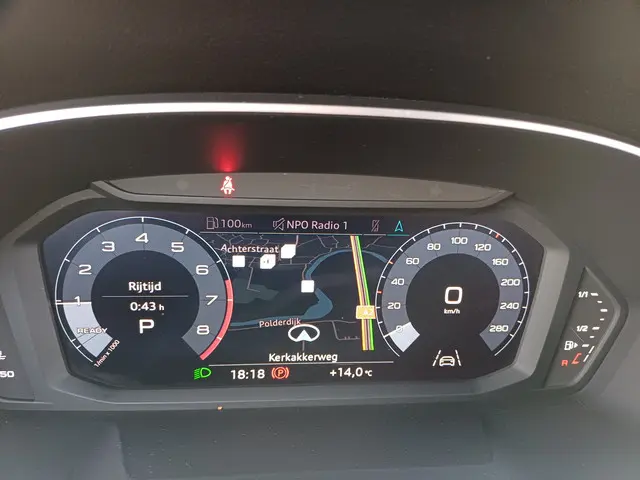 Audi Q3 35 TFSI S edition 2021 Hybride Benzine 50