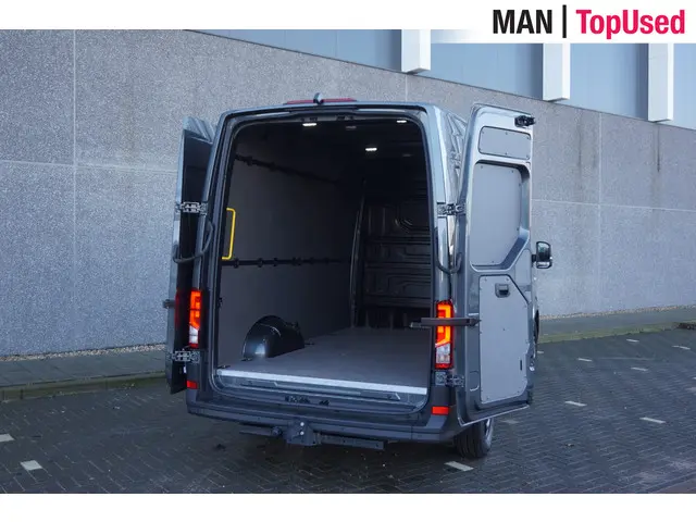 MAN TGE 3.160 2024 Diesel 32