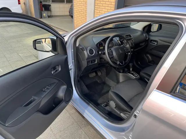 Mitsubishi Space Star 1.2 Nova 2020 Benzine 2