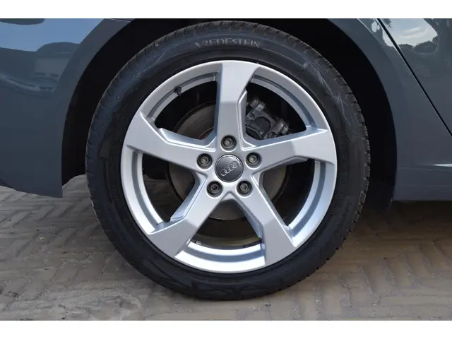 Audi A3 Sportback 30 TDI Sport Lease Edition 2019 Diesel 4