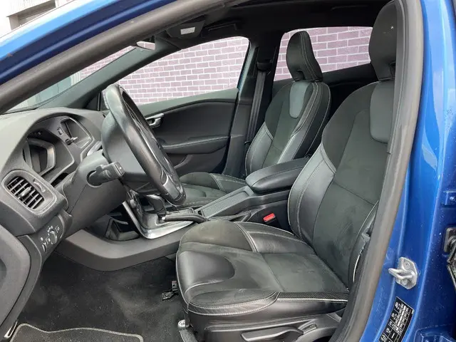 Volvo V40 T3 Automaat Polar+ Sport | R-Design 2019 Benzine 5