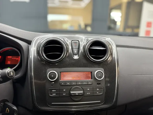 Dacia Sandero 0.9 TCe Laureate 2017 Benzine 19