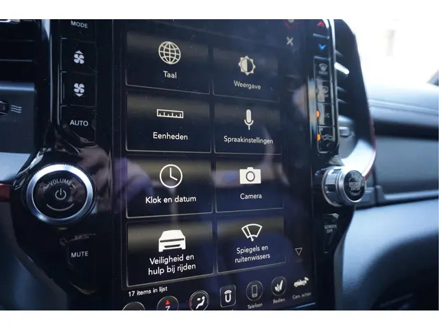 Dodge Ram 1500 5.7 V8 4x4 Rebel Sport 2020 LPG/Gas 37