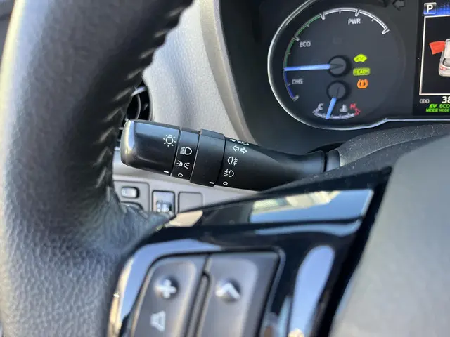 Toyota Yaris 1.5 Hybrid Active 2019 Hybride Benzine 30