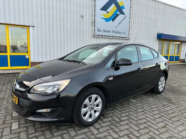 Opel Astra NOTCHBACK BA2H4EHTA5 2014 Benzine