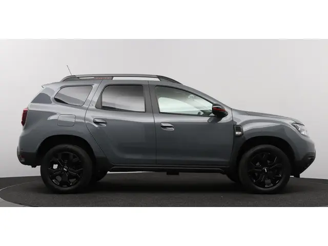Dacia Duster 1.3 TCe 150 EDC Extreme 2023 Benzine 7