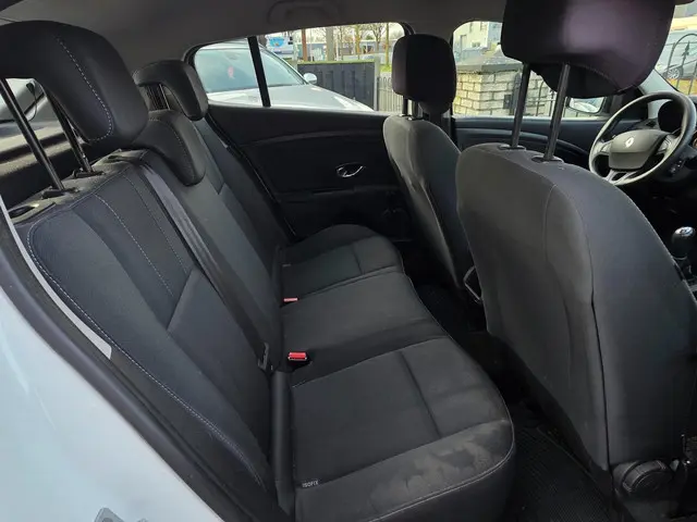 Renault Mégane 1.6 Authentique 2013 Benzine 9