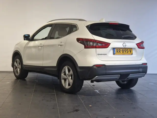 Nissan QASHQAI 1.2 Business Edition 2018 Benzine 6