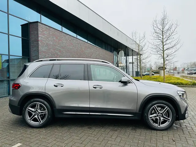 Mercedes-Benz GLB 180 d Premium 2021 Diesel 4