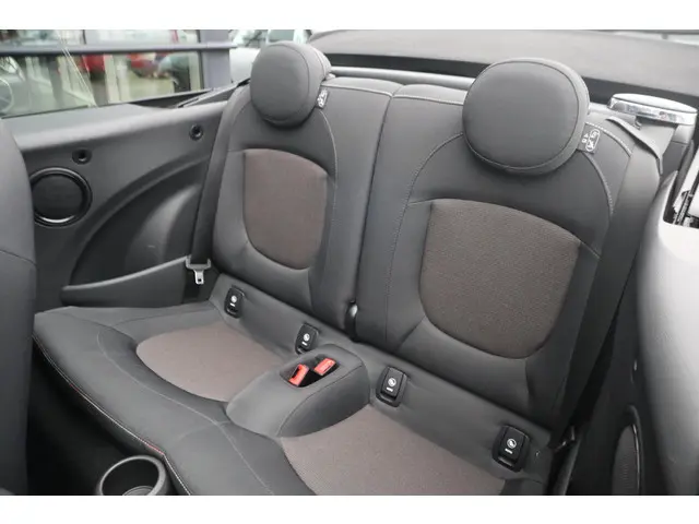 MINI One Cabrio Salt 2020 Benzine 9