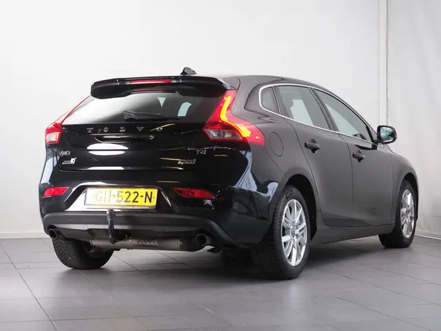 Volvo V40 2