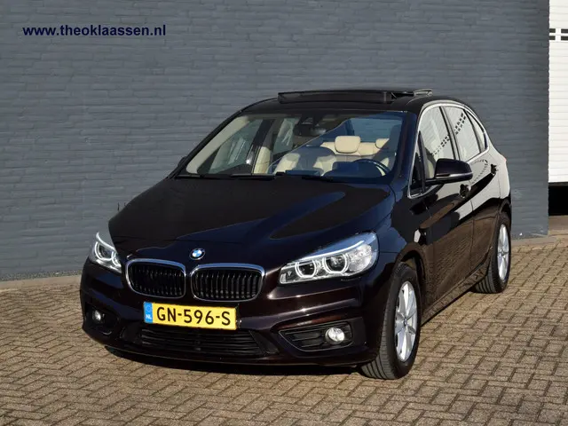BMW 2 Serie Active Tourer 218i Essential 2015 Benzine 2