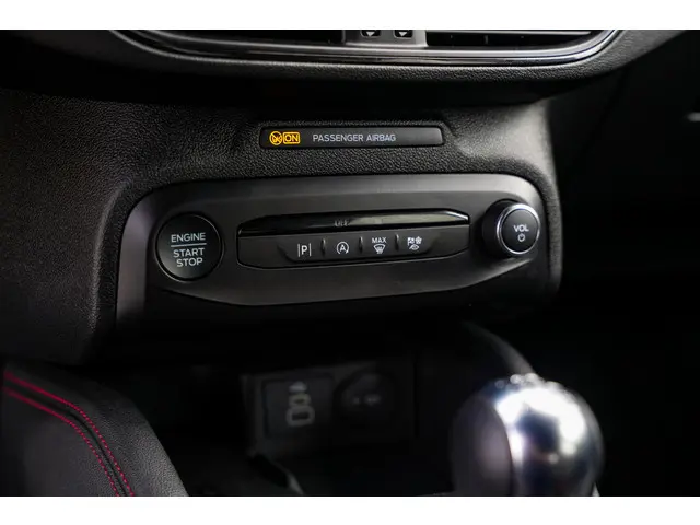 Ford Focus 1.0 EcoBoost Hybrid ST Line 2024 Benzine 16