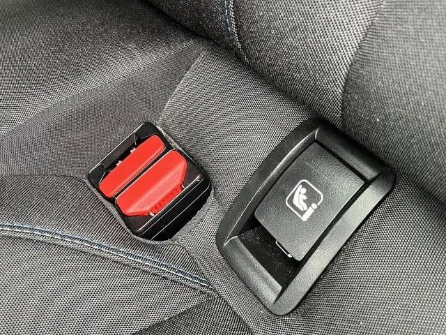 Lynk & Co 01 1.5 2023 Hybride Benzine 27