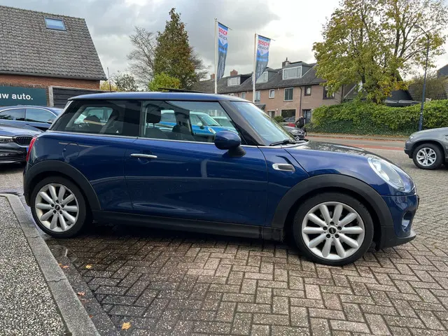 MINI Cooper Mini 1.5 Business 2015 Benzine 4