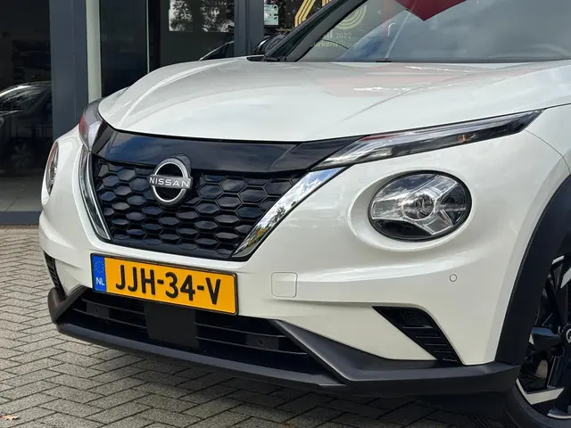 Nissan Juke Hybrid 143 N-Connecta 2024 Hybride Benzine 36