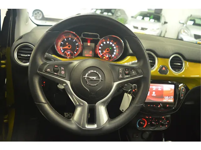 Opel ADAM 1.2 2015 Benzine 8