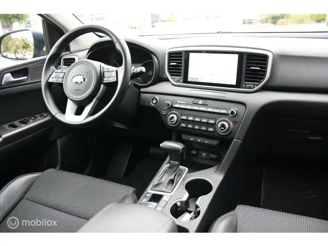 Kia Sportage 1.6 T-GDI Panoramadak, trekhaak 2021 Benzine 9