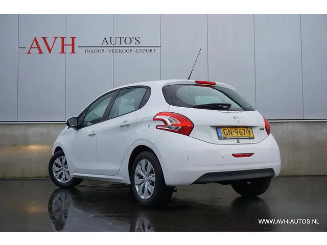 Peugeot 208 1.2 VTi Urban Soul 2013 Benzine 4