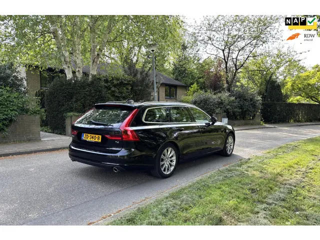 Volvo V90 2.0 T4 2019 YOUR CLASSIC CAR-SOLD. 2019 Benzine