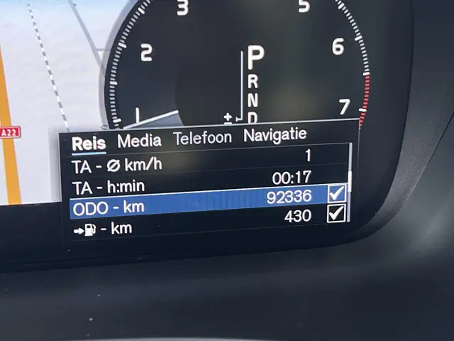 Volvo V90 2.0 T4 Business Luxury+ 2020 Benzine 17