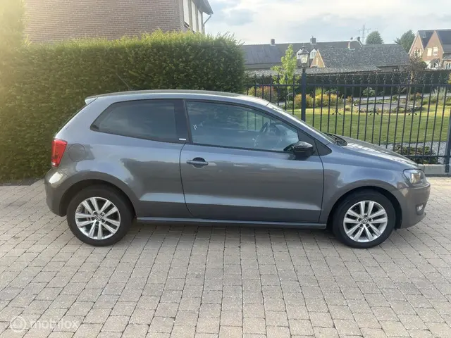 Volkswagen Polo 1.2 Easyline 2025 Benzine 6