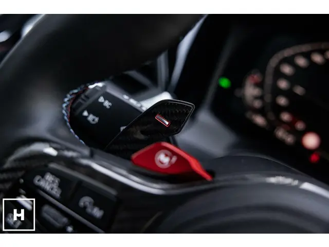 BMW M4 4-serie Coupé xDrive Competition 2021 Benzine 34