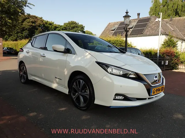 Nissan Leaf E+ N-Connecta 62kWh 2019 Elektrisch 3