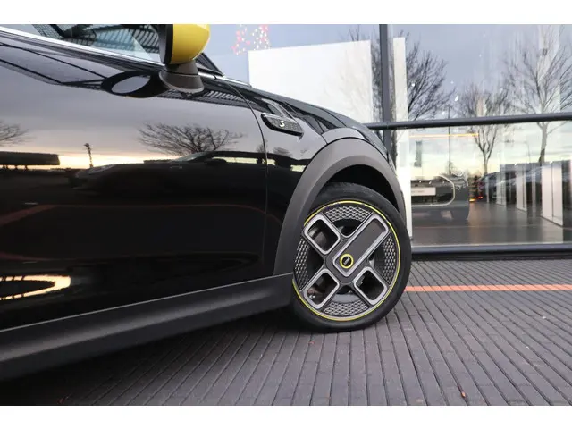 MINI Electric 3-deurs 2021 Elektrisch 11