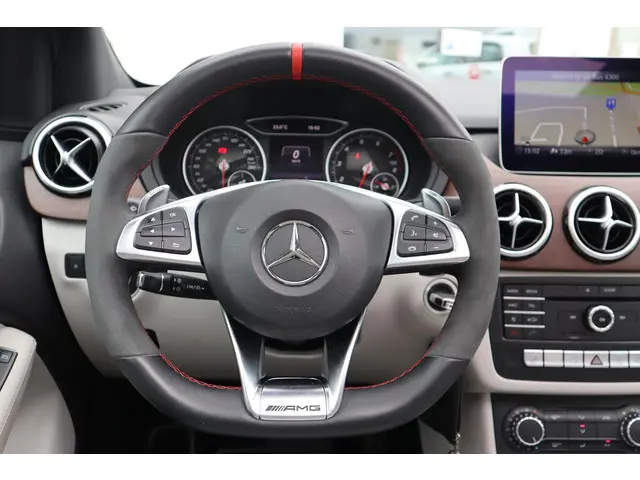 Mercedes-Benz B-Klasse 200 PRESTIGE 2014 Benzine 21