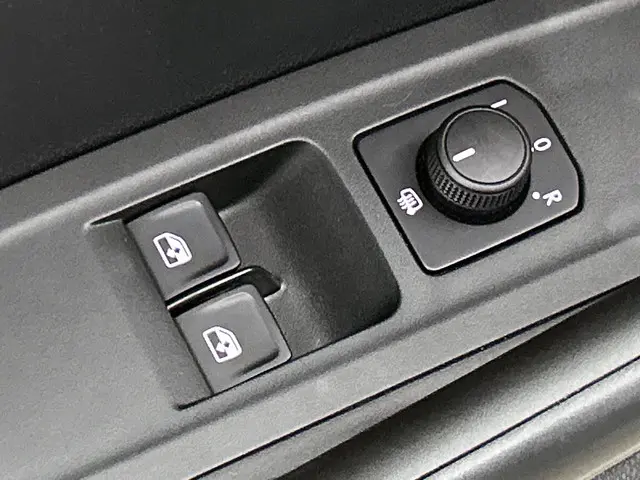 Škoda Fabia 1.0 TSI 95pk Ambition 2023 Benzine 14