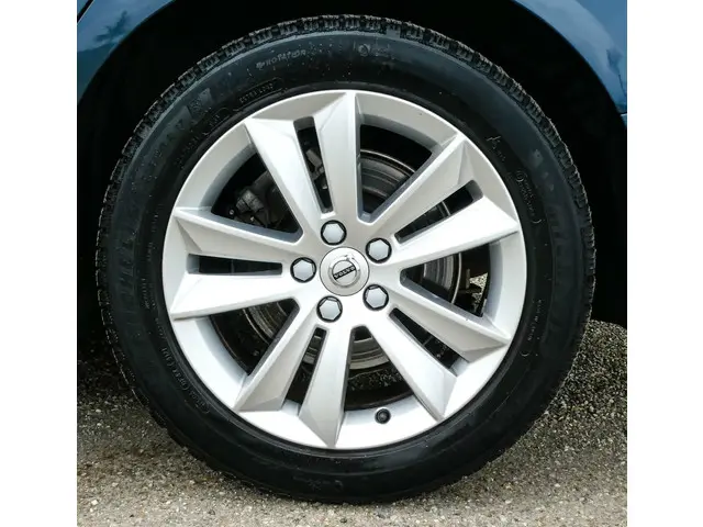 Volvo V60 2.0 B4 Momentum Business 2021 Hybride Benzine 29