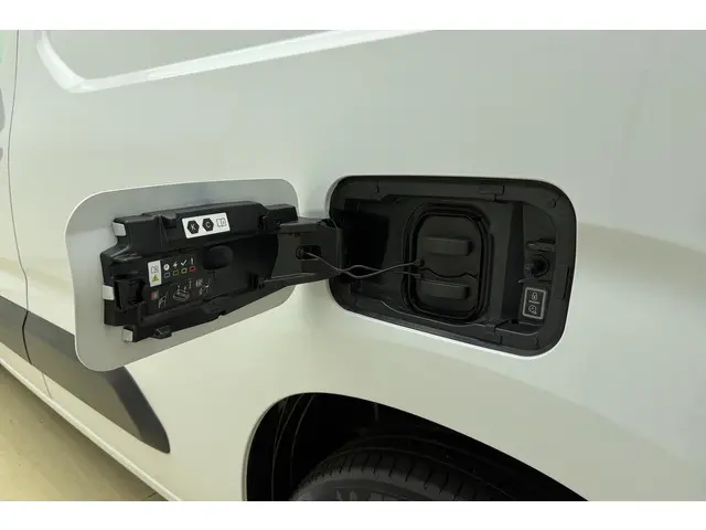 Opel Combo-e L1H1 Edition 50 kWh 2022 Elektrisch 15