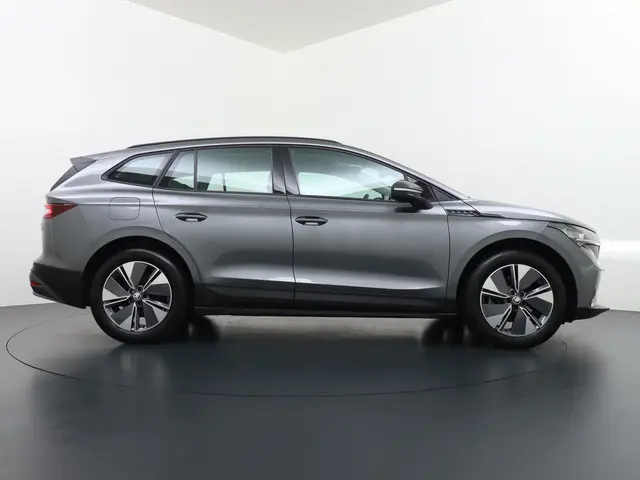 Škoda Enyaq iV 60 Private Edition 2023 Elektrisch 8