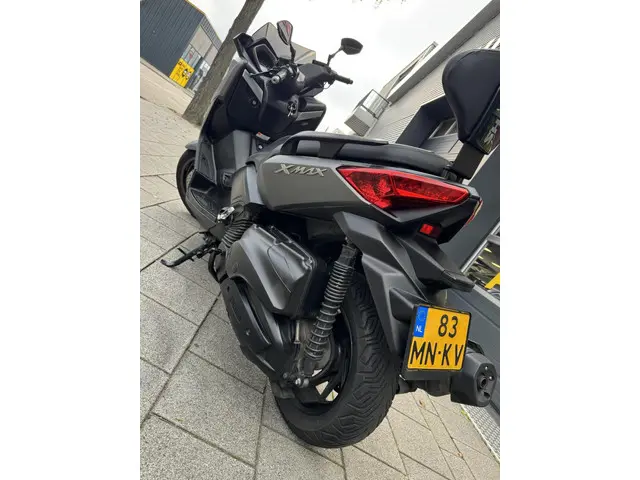 Yamaha X MAX Scooter 400 ABS 2017 Benzine 11