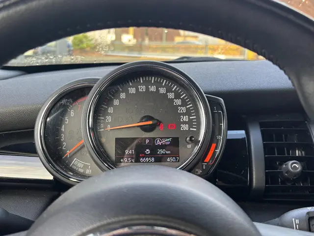 MINI One Mini 1.5 Chili 2020 Benzine 18