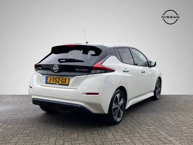 Nissan Leaf N-Connecta 40 kWh 2020 Elektrisch 4