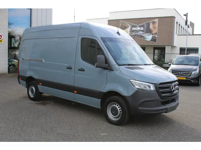 Mercedes-Benz Sprinter 319 CDI 3.0 V6 L2H2 2019 Diesel 11